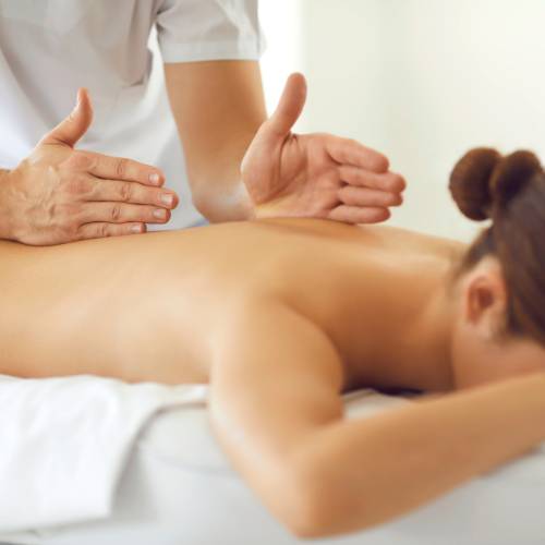 Terapeutska masaža i terapeutske masaže u Alex therapy salonu za masažu u Novom Sadu